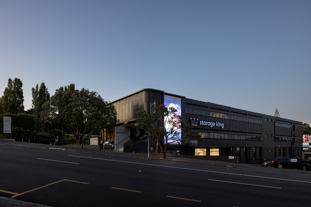 43 College Hill Road